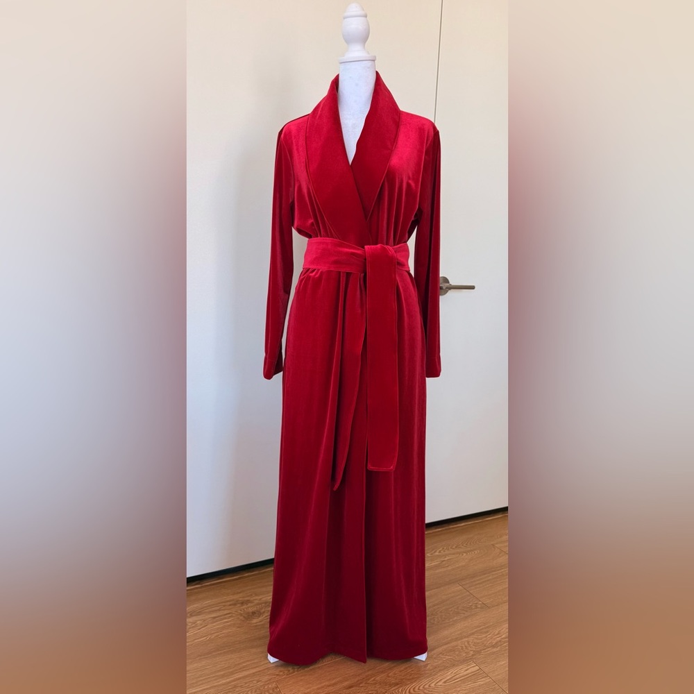 Natori Red Velvet Women's Robe
